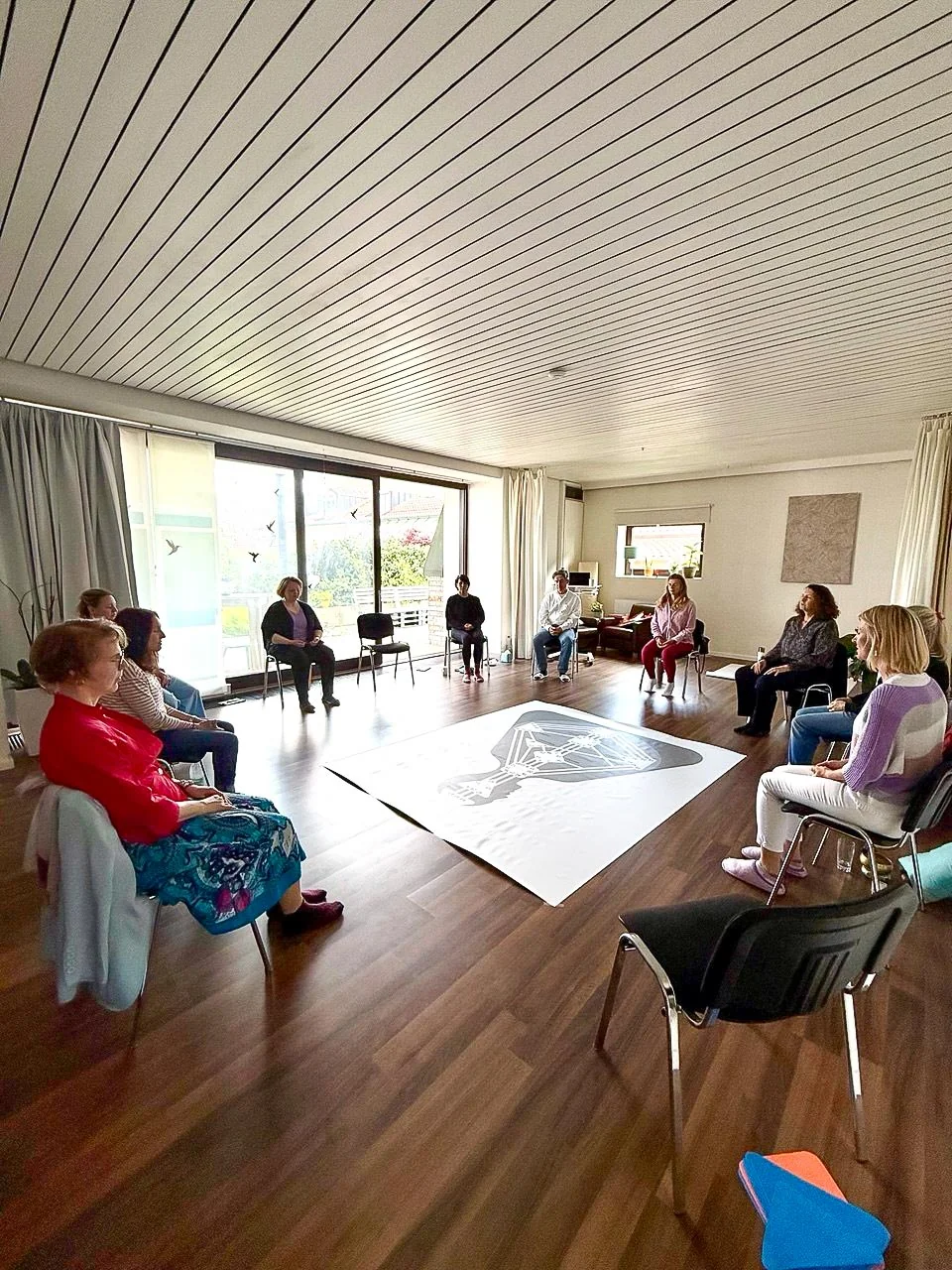 Gruppen und Aufstellungen im Herzstudio Veranstaltungsraum